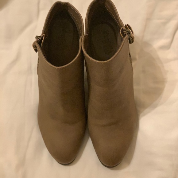 Booties - Picture 4 of 5